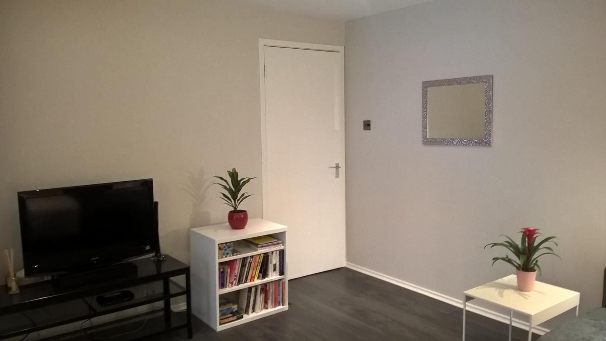 Lovely Ground Floor In Great Location At The Shore, Appartement *